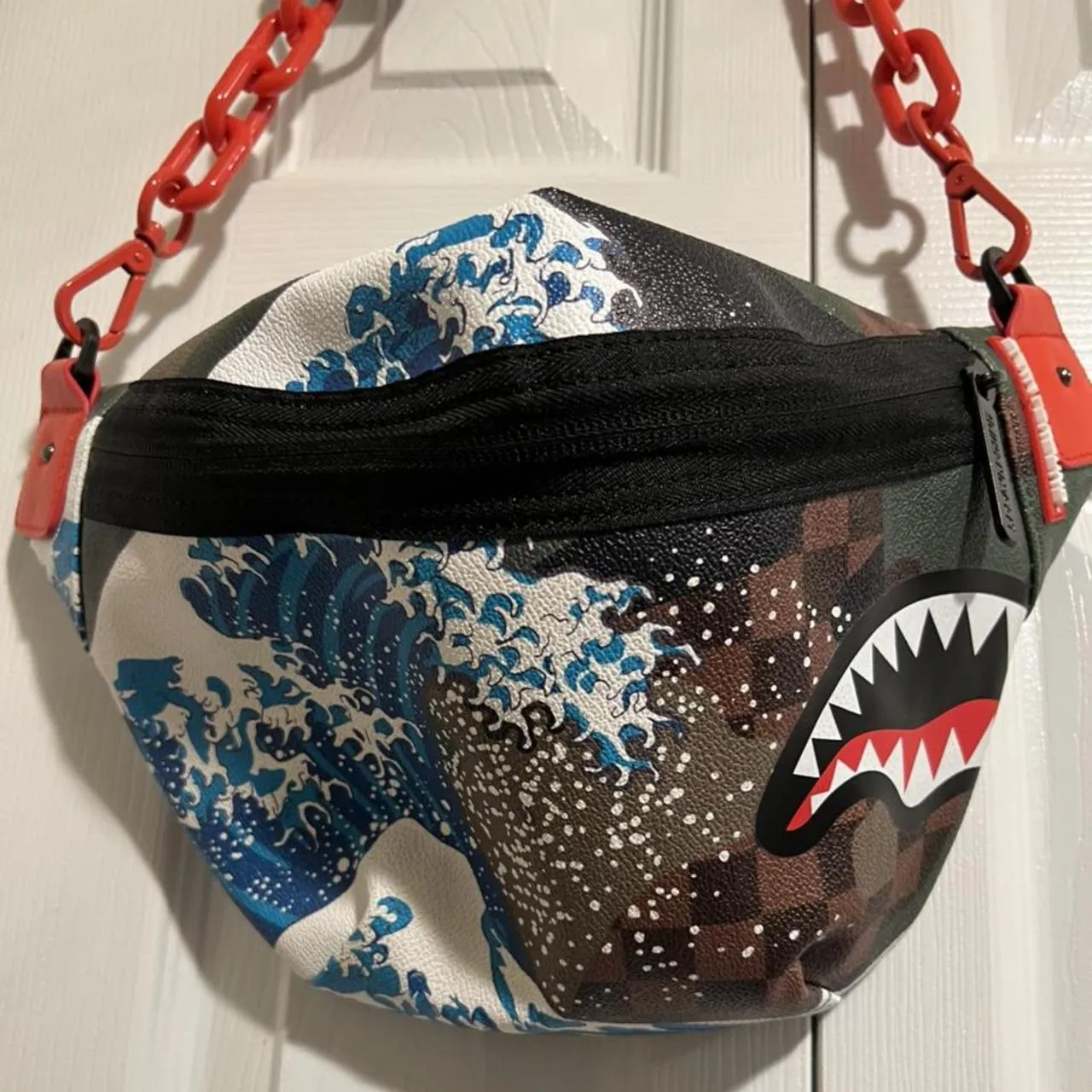 Sprayground Fanny Pack/Waist Bag., photo 3 of 3