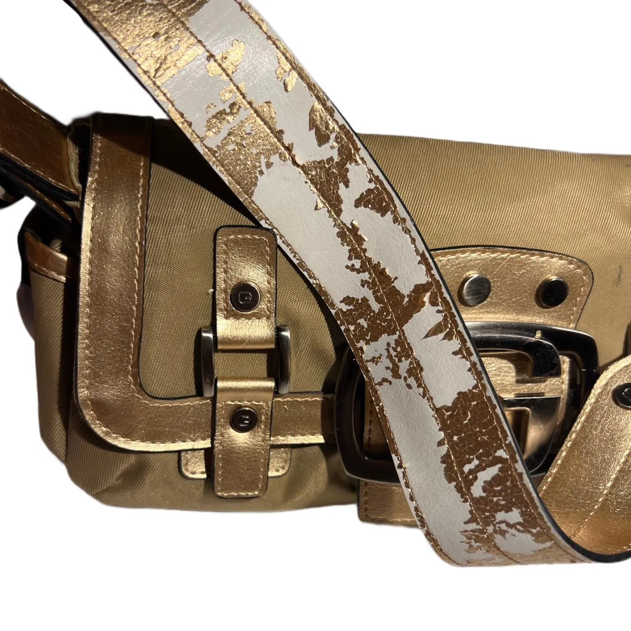 Vintage Y2K Guess Logo Buckle Metallic Khaki Purse, photo 6 of 8