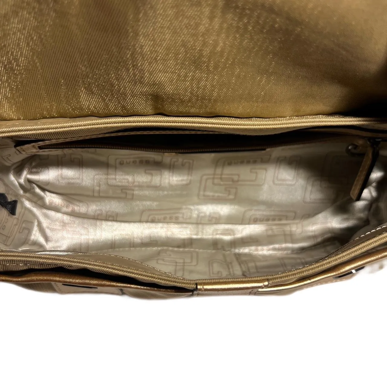 Vintage Y2K Guess Logo Buckle Metallic Khaki Purse, photo 7 of 8