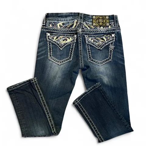 Vintage Miss Me Embroidery Cropped Capri Jeans