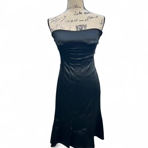 Rare Vintage Bebe Black Satin Strapless Tube Dress with Hourglass Lining