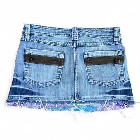 Vintage Blasting Embroidered Mini Skirt