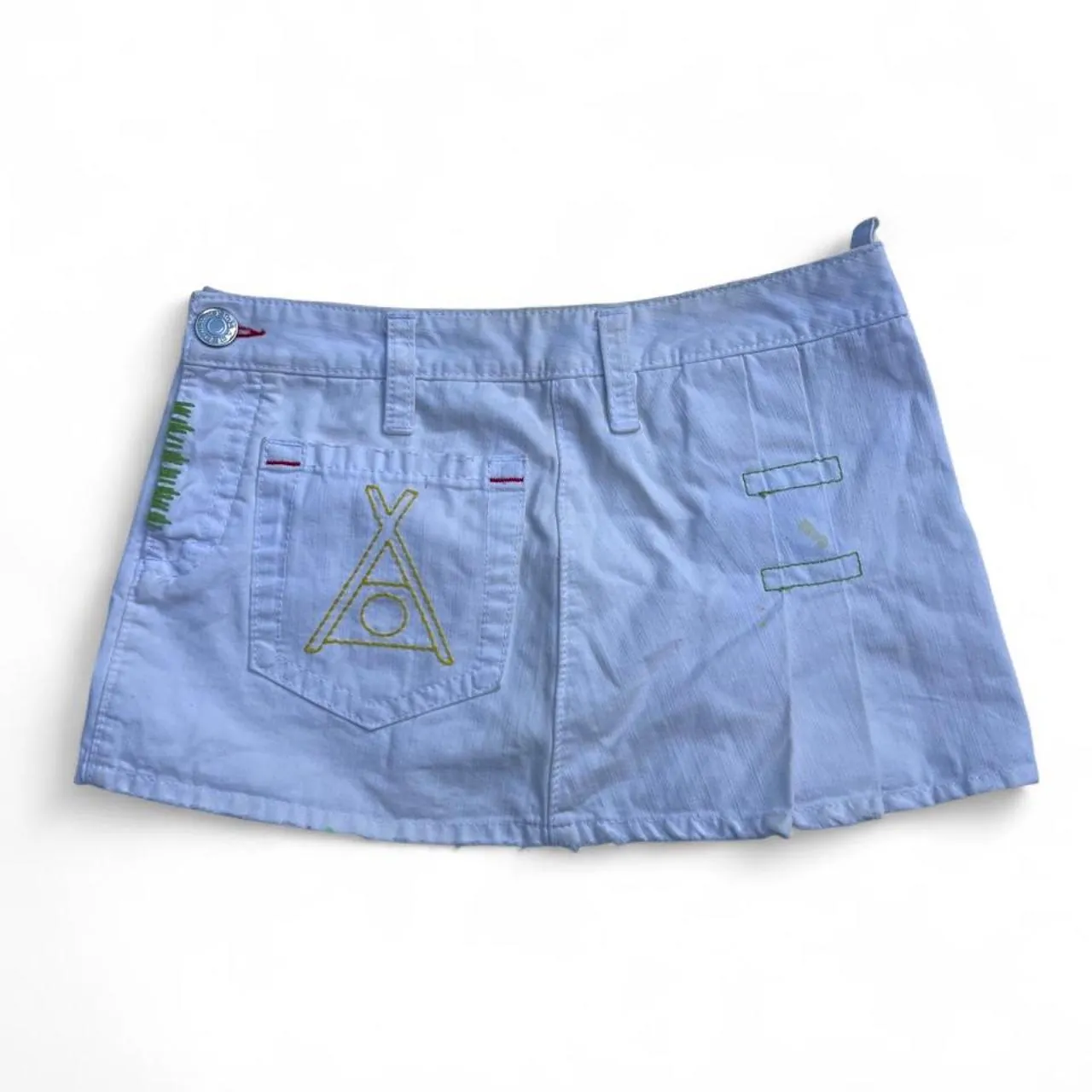Rare Vintage Dsquared2 Runway White Mini Skirt with Embroidered Patch, photo 2 of 5