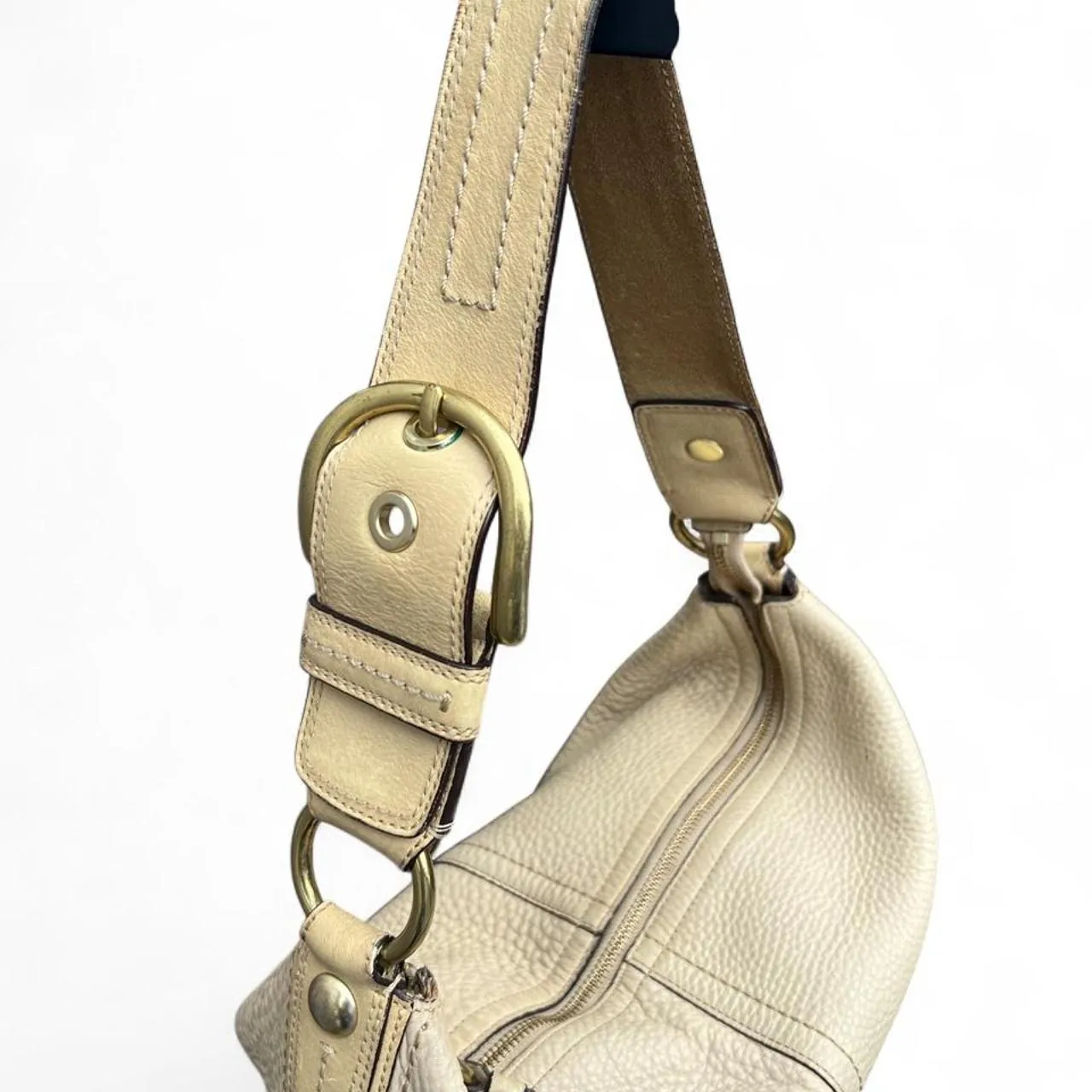Vintage Coach Cream Leather Hobo Bag with Buckle Charm and Gold Hardware, photo 3 of 6