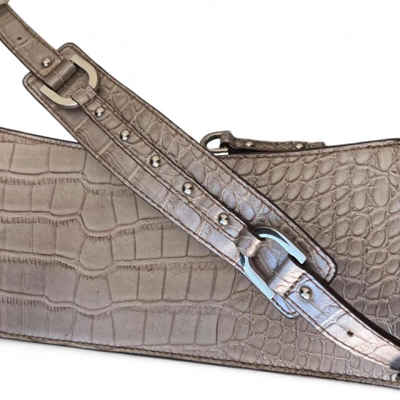 Vintage Y2K Guess Silver Croc-Embossed Leather Shoulder Bag, photo 6 of 7
